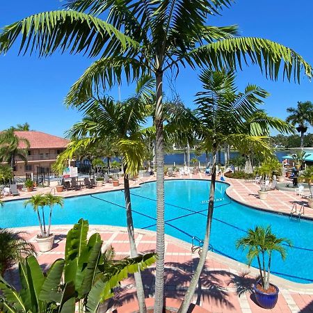 Royal Inn Hotel ロイヤル・パームビーチ エクステリア 写真